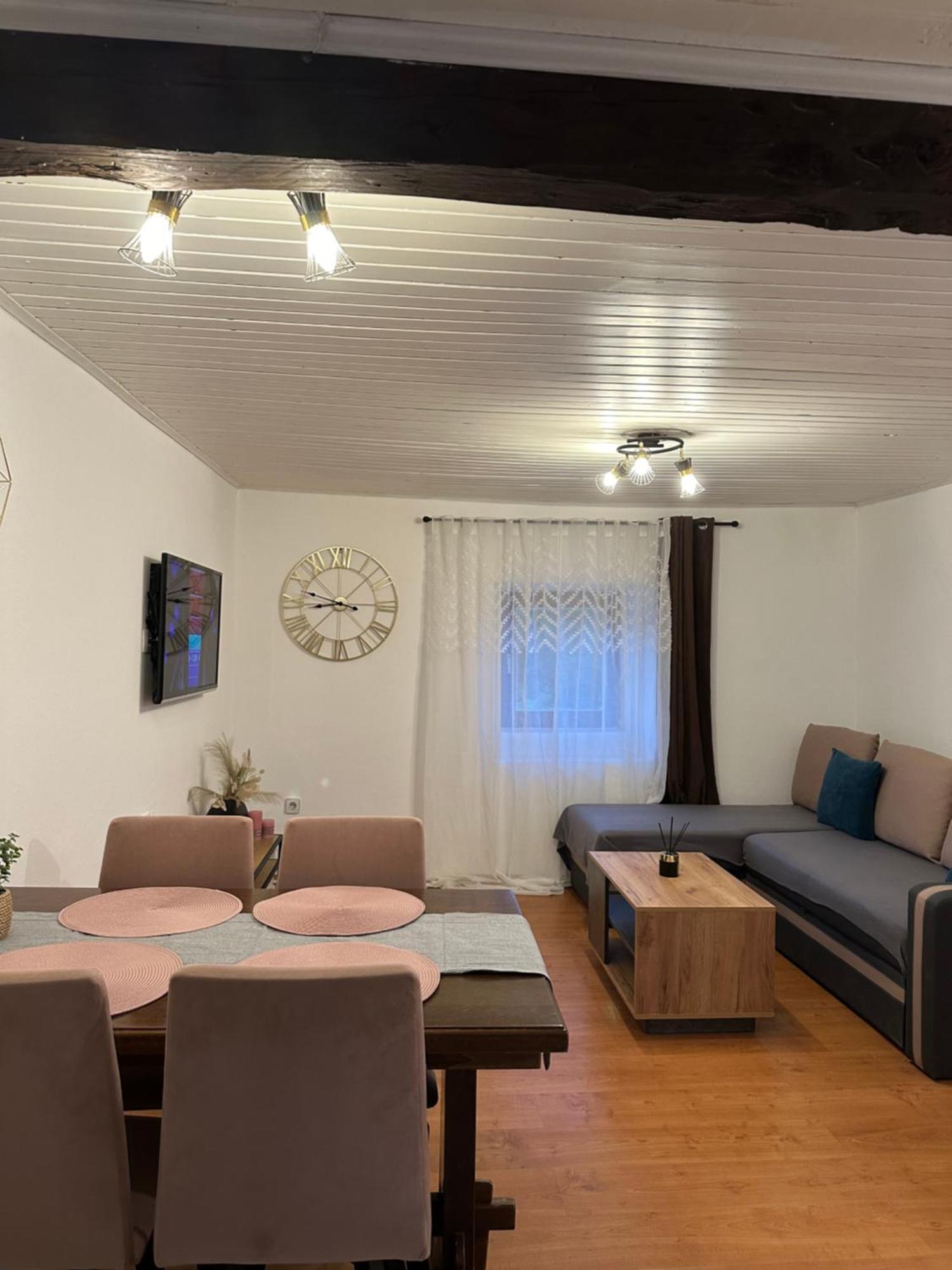 Apartment Mare 포레치 외부 사진