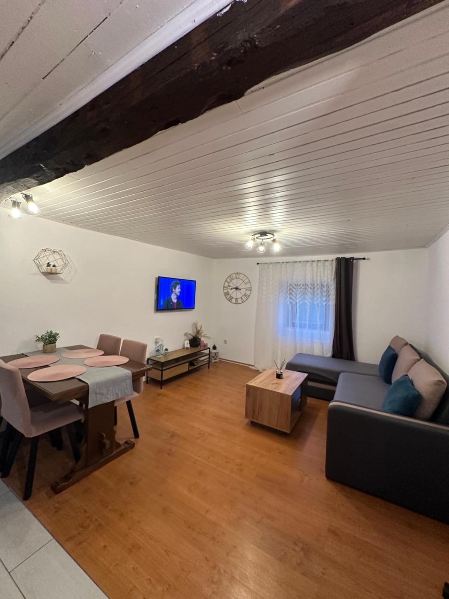 Apartment Mare 포레치 외부 사진